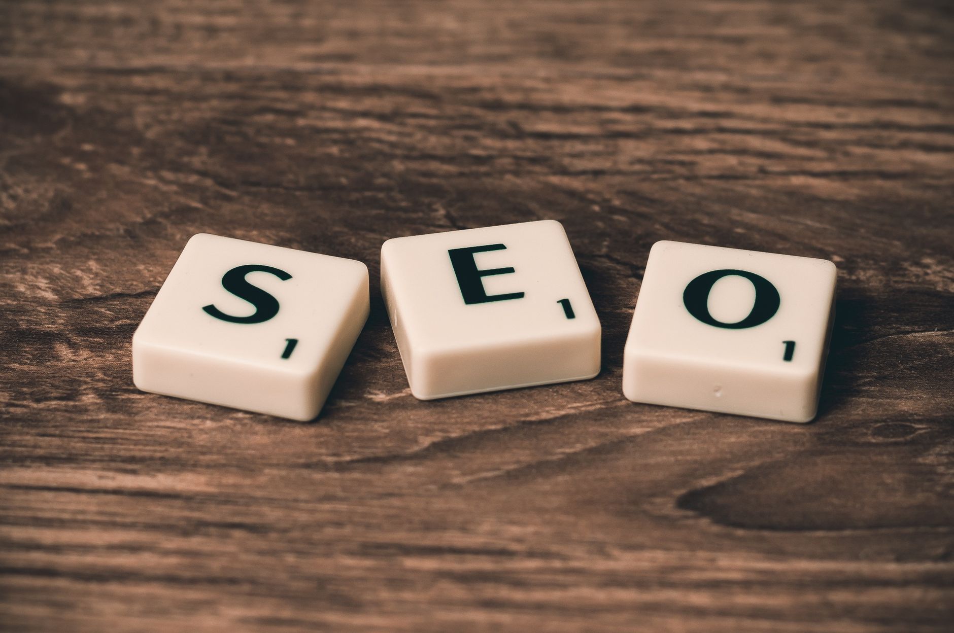 Xtremand SEO AI Agent feature dashboard showing keyword research and on-page optimization